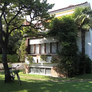 Couette-café Castellani, Lido de Venise